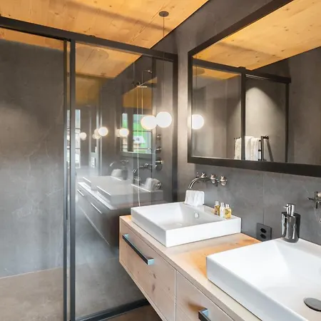Apartment Swiss - *